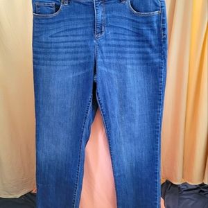 Liz Claiborne Denim Girlfriend Straight leg Mid-Rise Jeans
